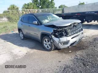 2018 Jeep Compass Latitude z VIN 3C4NJDBB2JT162614, wystawiony jako IAAI lot #42619559 z przebiegiem 75 775 mil mil oraz . Historia ofert i sprzedaży dostępna na DreamBid. Obrazek 1.