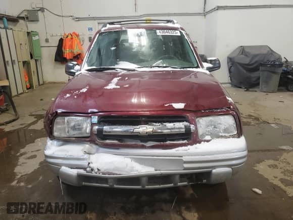 2002 Chevrolet Tracker с VIN 2CNBJ13C826911524, выставлен на аукционе Copart как лот 43046325 с пробегом 60 722 миль миль и Списание • Salvage title. История ставок и продаж доступна на DreamBid. Изображение 5.