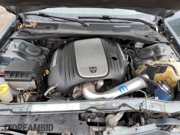 2006 Dodge Magnum R/T z VIN 2D4GZ57286H316150, wystawiony jako Copart lot #73038954 z przebiegiem 86 649 mil mil oraz Szkoda całkowita • Salvage title. Historia ofert i sprzedaży dostępna na DreamBid. Obrazek 11.