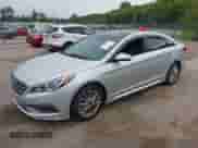 2015 Hyundai Sonata Sport с VIN 5NPE34AF5FH088174, выставлен на аукционе IAAI как лот 43134480 с пробегом 174 275 миль миль и . История ставок и продаж доступна на DreamBid. Изображение 18.
