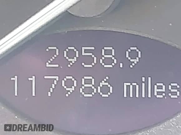 2003 Mercedes-Benz SL 500 with VIN WDBSK75F23F007699, listed as a IAAI auction lot 42690252 with 117,986 mi miles and . Bid and sale history available at DreamBid. Image 14.