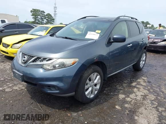 2014 Nissan Murano LE with VIN JN8AZ1MW9EW500956, listed as a IAAI auction lot 42234113 with 137,266 mi miles and . Bid and sale history available at DreamBid. Image 2.