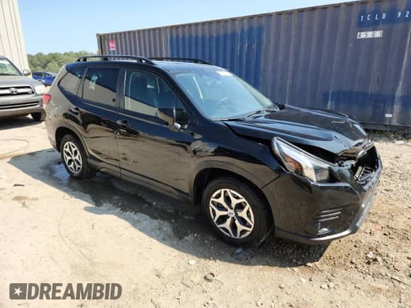 2024 Subaru Forester Premium z VIN JF2SKADC2RH411588, wystawiony jako Copart lot #71263125 z przebiegiem 17 052 mil mil oraz Nie do naprawy • Non repairable. Historia ofert i sprzedaży dostępna na DreamBid. Obrazek 4.