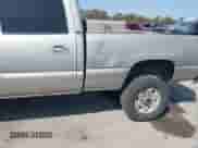 2005 Chevrolet Silverado 2500HD LS с VIN 1GCHC232X5F869342, выставлен на аукционе IAAI как лот 43523055 с пробегом 186 980 миль миль и . История ставок и продаж доступна на DreamBid. Изображение 6.