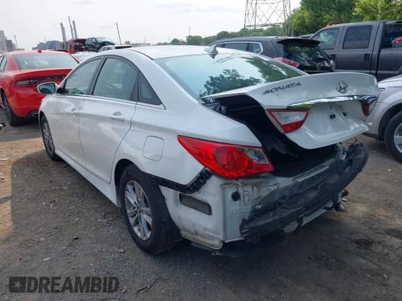 2014 Hyundai Sonata GLS z VIN 5NPEB4ACXEH849644, wystawiony jako IAAI lot #42474779 z przebiegiem 172 640 mil mil oraz . Historia ofert i sprzedaży dostępna na DreamBid. Obrazek 3.