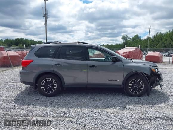 2019 Nissan Pathfinder SL with VIN 5N1DR2MN0KC640277, listed as a IAAI auction lot 43346213 with 118,998 mi miles and . Bid and sale history available at DreamBid. Image 13.