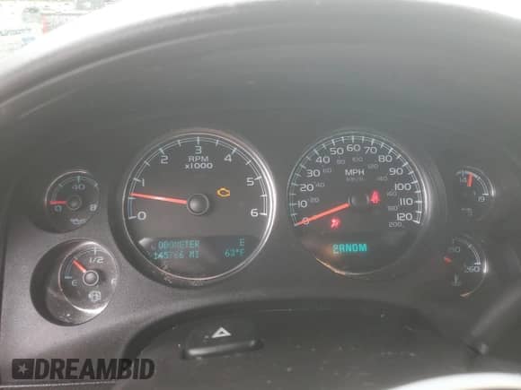 2013 Chevrolet Avalanche LS z VIN 3GNMCEE02DG145645, wystawiony jako Copart lot #50888915 z przebiegiem 145 766 mil mil oraz Szkoda całkowita • Salvage title. Historia ofert i sprzedaży dostępna na DreamBid. Obrazek 9.