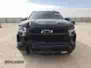 2022 Chevrolet Silverado 1500 RST z VIN 1GCUDEET9NZ502028, wystawiony jako Copart lot #44854605 z przebiegiem 50 146 mil mil oraz Szkoda całkowita • Salvage title. Historia ofert i sprzedaży dostępna na DreamBid. Obrazek 5.