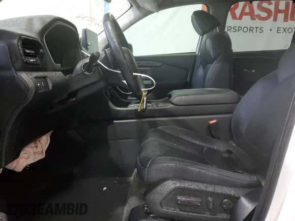 2024 Honda Pilot EX-L with VIN 5FNYG2H51RB012747, listed as a Copart auction lot 52925925 with 26,132 mi miles and Salvage title. Bid and sale history available at DreamBid. Image 7.