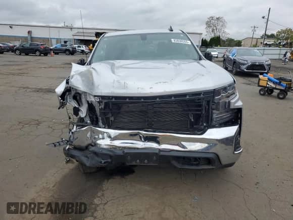 2021 Chevrolet Silverado 1500 LT with VIN 1GCUYDED3MZ335722, listed as a Copart auction lot 83830555 with 44,328 mi miles and Salvage title. Bid and sale history available at DreamBid. Image 5.