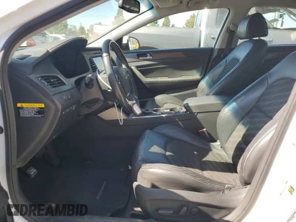 2015 Hyundai Sonata Limited с VIN 5NPE34AFXFH072925, выставлен на аукционе Copart как лот 86187975 с пробегом 104 353 миль миль и Чистый • Clean title. История ставок и продаж доступна на DreamBid. Изображение 7.