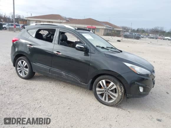 2015 Hyundai Tucson SE с VIN KM8JUCAG7FU025612, выставлен на аукционе IAAI как лот 40991240 с пробегом Не указан миль и . История ставок и продаж доступна на DreamBid. Изображение 1.