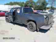 2015 Toyota Tundra SR z VIN 5TFUW5F17FX479045, wystawiony jako IAAI lot #43363287 z przebiegiem 212 178 mil mil oraz . Historia ofert i sprzedaży dostępna na DreamBid. Obrazek 3.