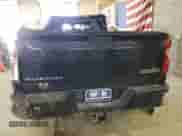 2022 Chevrolet Silverado 3500HD High Country z VIN 1GC4YVEY9NF165555, wystawiony jako Copart lot #57947164 z przebiegiem 46 706 mil mil oraz Szkoda całkowita • Salvage title. Historia ofert i sprzedaży dostępna na DreamBid. Obrazek 6.