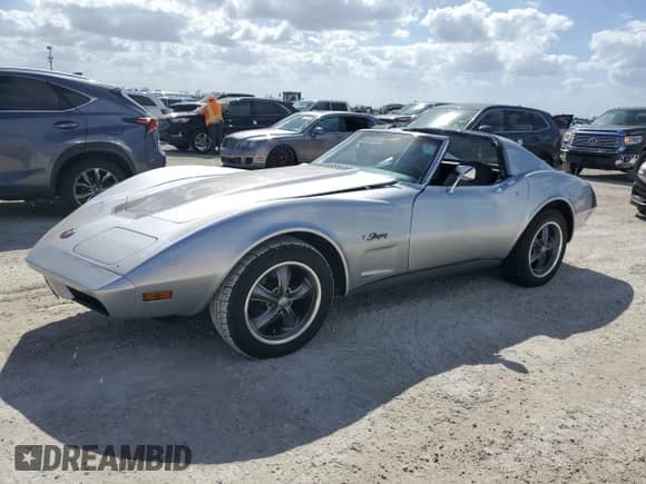 1974 Chevrolet Corvette с VIN 1Z37J4S431008, выставлен на аукционе Copart как лот 78939974 с пробегом 67 730 миль миль и Списание • Salvage title. История ставок и продаж доступна на DreamBid. Изображение 1.