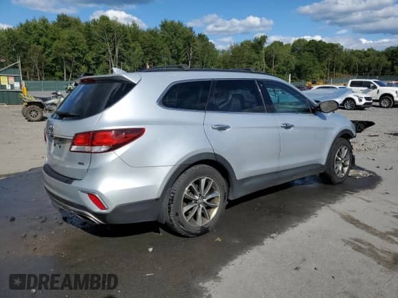 2018 Hyundai Santa Fe SE with VIN KM8SNDHF1JU285923, listed as a Copart auction lot 70532655 with Not provided miles and Salvage title. Bid and sale history available at DreamBid. Image 3.