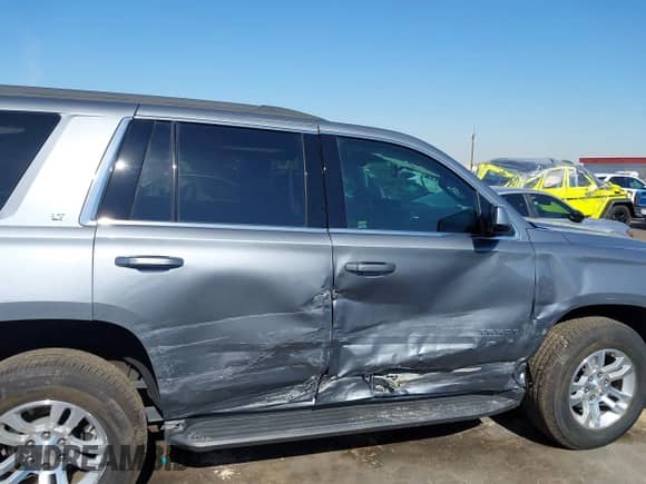 2019 Chevrolet Tahoe LT с VIN 1GNSCBKC2KR386512, выставлен на аукционе IAAI как лот 42897811 с пробегом 34 907 миль миль и . История ставок и продаж доступна на DreamBid. Изображение 13.
