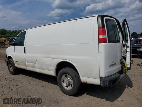 2003 Chevrolet Express Cargo с VIN 1GCHG35U231215213, выставлен на аукционе Copart как лот 60315874 с пробегом Не указан миль и Списание • Salvage title. История ставок и продаж доступна на DreamBid. Изображение 2.