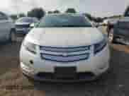 2014 Chevrolet Volt z VIN 1G1RH6E45EU163895, wystawiony jako Copart lot #81316535 z przebiegiem 92 755 mil mil oraz Czysty tytuł • Clean title. Historia ofert i sprzedaży dostępna na DreamBid. Obrazek 5.