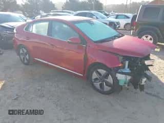 2020 Hyundai Ioniq SEL z VIN KMHC85LC2LU206678, wystawiony jako IAAI lot #43133390 z przebiegiem 80 534 mil mil oraz . Historia ofert i sprzedaży dostępna na DreamBid. Obrazek 1.