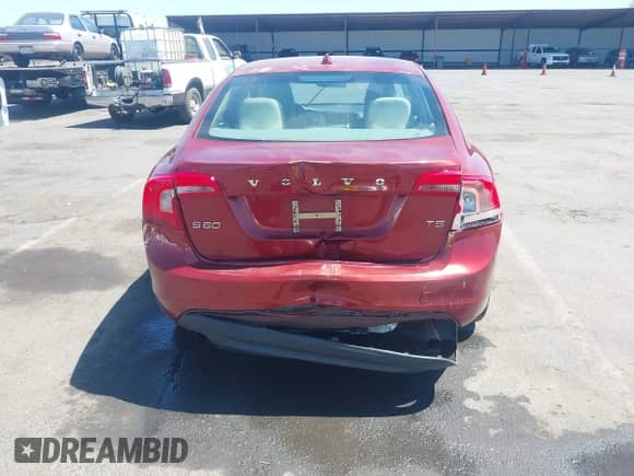 2012 Volvo S60 T5 с VIN YV1622FS1C2051230, выставлен на аукционе IAAI как лот 42949592 с пробегом 135 248 миль миль и . История ставок и продаж доступна на DreamBid. Изображение 6.
