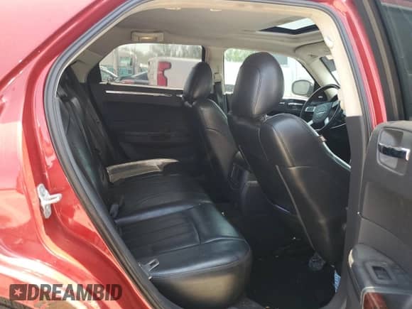 2008 Chrysler 300 C Hemi with VIN 2C3LA63HX8H169596, listed as a Copart auction lot 65712935 with 218,916 mi miles and Salvage title. Bid and sale history available at DreamBid. Image 10.