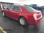 2013 Chrysler 300 с VIN 2C3CCAAG2DH573414, выставлен на аукционе IAAI как лот 42981083 с пробегом 142 958 миль миль и . История ставок и продаж доступна на DreamBid. Изображение 3.