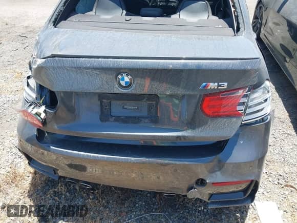 2015 BMW M3 with VIN WBS3C9C51FP806115, listed as a IAAI auction lot 42164820 with 62,774 mi miles and . Bid and sale history available at DreamBid. Image 17.