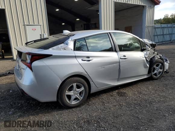 2021 Toyota Prius LE with VIN JTDL9MFU0M3026669, listed as a Copart auction lot 81069125 with 86,132 mi miles and Salvage title. Bid and sale history available at DreamBid. Image 3.