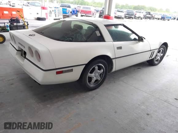 1984 Chevrolet Corvette с VIN 1G1AY0781E5139727, выставлен на аукционе IAAI как лот 42446600 с пробегом 84 662 миль миль и . История ставок и продаж доступна на DreamBid. Изображение 4.