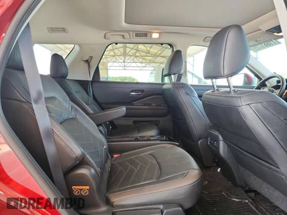 2022 Nissan Pathfinder Platinum с VIN 5N1DR3DH1NC201190, выставлен на аукционе Copart как лот 71661725 с пробегом 46 346 миль миль и Списание • Salvage title. История ставок и продаж доступна на DreamBid. Изображение 11.