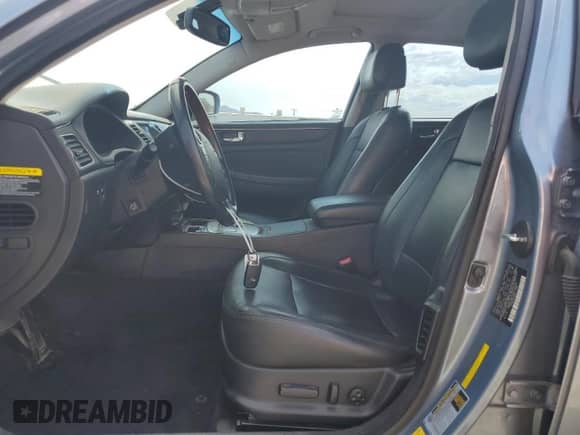 2010 Hyundai Genesis с VIN KMHGC4DF5AU105246, выставлен на аукционе Copart как лот 81300535 с пробегом 176 734 миль миль и Списание • Salvage title. История ставок и продаж доступна на DreamBid. Изображение 7.
