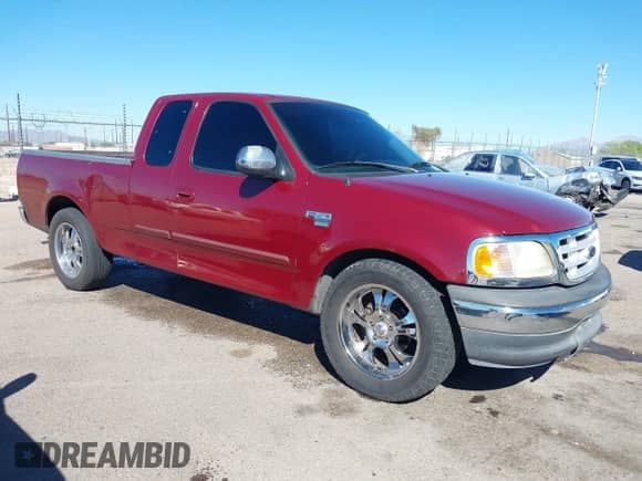1999 Ford F-150 with VIN 1FTRX17W3XKB03527, listed as a IAAI auction lot 43450405 with 121,752 mi miles and . Bid and sale history available at DreamBid. Image 1.