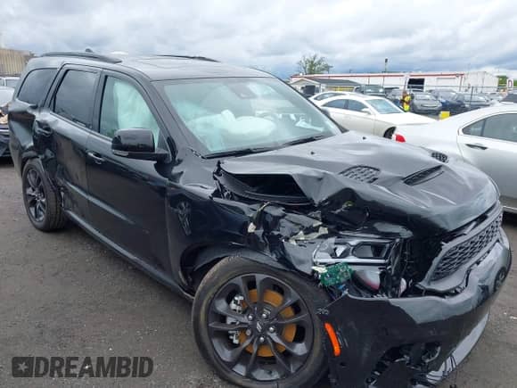 2025 Dodge Durango R/T Plus with VIN 1C4SDJCT1SC524056, listed as a IAAI auction lot 42344995 with 885 mi miles and . Bid and sale history available at DreamBid. Image 1.
