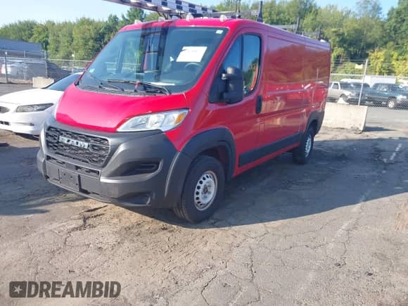 2025 Ram ProMaster Cargo Tradesman z VIN 3C6LRVVG4SE532102, wystawiony jako IAAI lot #43151827 z przebiegiem 17 772 mil mil oraz . Historia ofert i sprzedaży dostępna na DreamBid. Obrazek 17.