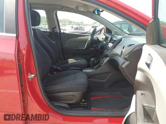 2012 Chevrolet Sonic LT с VIN 1G1JC6SH3C4111925, выставлен на аукционе IAAI как лот 42808492 с пробегом 145 280 миль миль и . История ставок и продаж доступна на DreamBid. Изображение 5.