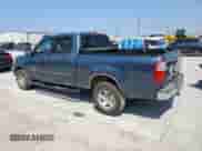 2006 Toyota Tundra SR5 z VIN 5TBET34136S532505, wystawiony jako Copart lot #72021885 z przebiegiem 210 823 mil mil oraz Szkoda całkowita • Salvage title. Historia ofert i sprzedaży dostępna na DreamBid. Obrazek 2.