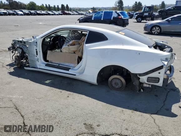 2020 Chevrolet Camaro 2SS с VIN 1G1FH1R7XL0150218, выставлен на аукционе Copart как лот 63462175 с пробегом Не указан миль и Списание • Salvage title. История ставок и продаж доступна на DreamBid. Изображение 2.