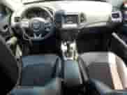 2019 Jeep Compass Latitude с VIN 3C4NJDBB0KT723507, выставлен на аукционе Copart как лот 63998115 с пробегом 76 648 миль миль и Списание • Salvage title. История ставок и продаж доступна на DreamBid. Изображение 8.