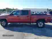 2007 Toyota Tacoma PreRunner z VIN 5TEKU72NX7Z376472, wystawiony jako IAAI lot #43534946 z przebiegiem 313 576 mil mil oraz . Historia ofert i sprzedaży dostępna na DreamBid. Obrazek 15.