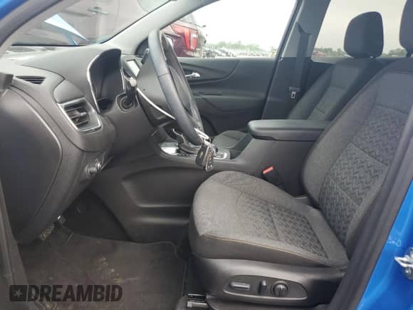 2024 Chevrolet Equinox LT with VIN 3GNAXKEGXRS151314, listed as a Copart auction lot 68308345 with 10,974 mi miles and Salvage title. Bid and sale history available at DreamBid. Image 7.