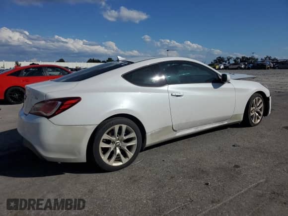 2013 Hyundai Genesis Coupe Premium с VIN KMHHT6KD5DU103759, выставлен на аукционе Copart как лот 80351655 с пробегом 179 716 миль миль и Списание • Salvage title. История ставок и продаж доступна на DreamBid. Изображение 3.