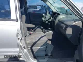 2002 Chevrolet Tracker с VIN 2CNBE13C426951703, выставлен на аукционе IAAI как лот 42177942 с пробегом 186 096 миль миль и . История ставок и продаж доступна на DreamBid. Изображение 5.