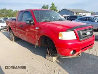 2006 Ford F-150 STX с VIN 1FTRX14W66NB82998, выставлен на аукционе IAAI как лот 43026149 с пробегом 223 765 миль миль и . История ставок и продаж доступна на DreamBid. Изображение 1.