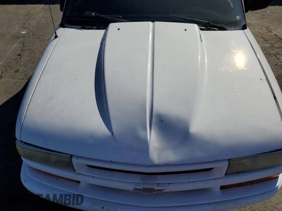 2000 Chevrolet S-10 с VIN 1GCCS1442Y8134970, выставлен на аукционе Copart как лот 56683165 с пробегом Не указан миль и Списание • Salvage title. История ставок и продаж доступна на DreamBid. Изображение 11.