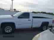 2017 GMC Sierra 1500 z VIN 1GTN1LEC7HZ902613, wystawiony jako IAAI lot #43274248 z przebiegiem Nie podano mil oraz . Historia ofert i sprzedaży dostępna na DreamBid. Obrazek 14.