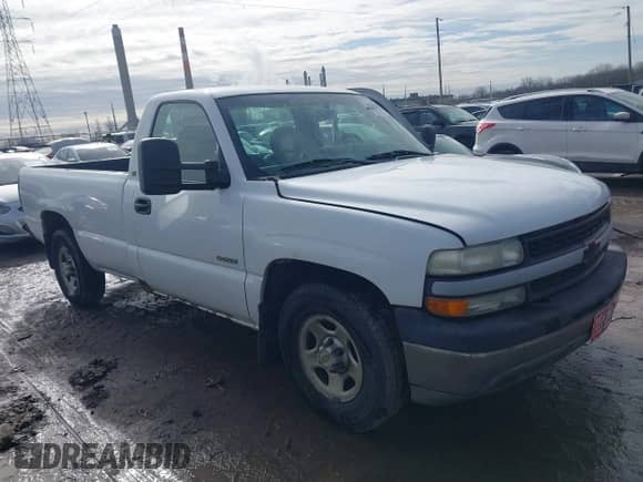 2002 Chevrolet Silverado 1500 z VIN 1GCEC14WX2Z146163, wystawiony jako IAAI lot #41520765 z przebiegiem 195 742 mil mil oraz . Historia ofert i sprzedaży dostępna na DreamBid. Obrazek 1.