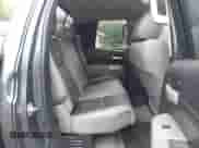 2008 Toyota Tundra Limited с VIN 5TBBV58198S501555, выставлен на аукционе IAAI как лот 42321052 с пробегом 248 154 миль миль и . История ставок и продаж доступна на DreamBid. Изображение 8.