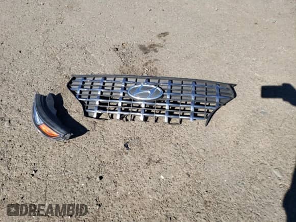 2021 Hyundai Venue SEL z VIN KMHRC8A32MU102321, wystawiony jako Copart lot #75223614 z przebiegiem 49 311 mil mil oraz Szkoda całkowita • Salvage title. Historia ofert i sprzedaży dostępna na DreamBid. Obrazek 15.