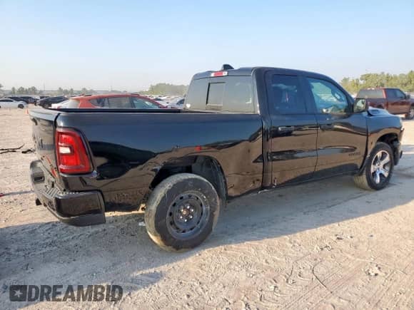 2025 Ram 1500 Tradesman z VIN 1C6RRFCGXSN684190, wystawiony jako Copart lot #80182195 z przebiegiem 12 423 mil mil oraz Szkoda całkowita • Salvage title. Historia ofert i sprzedaży dostępna na DreamBid. Obrazek 3.